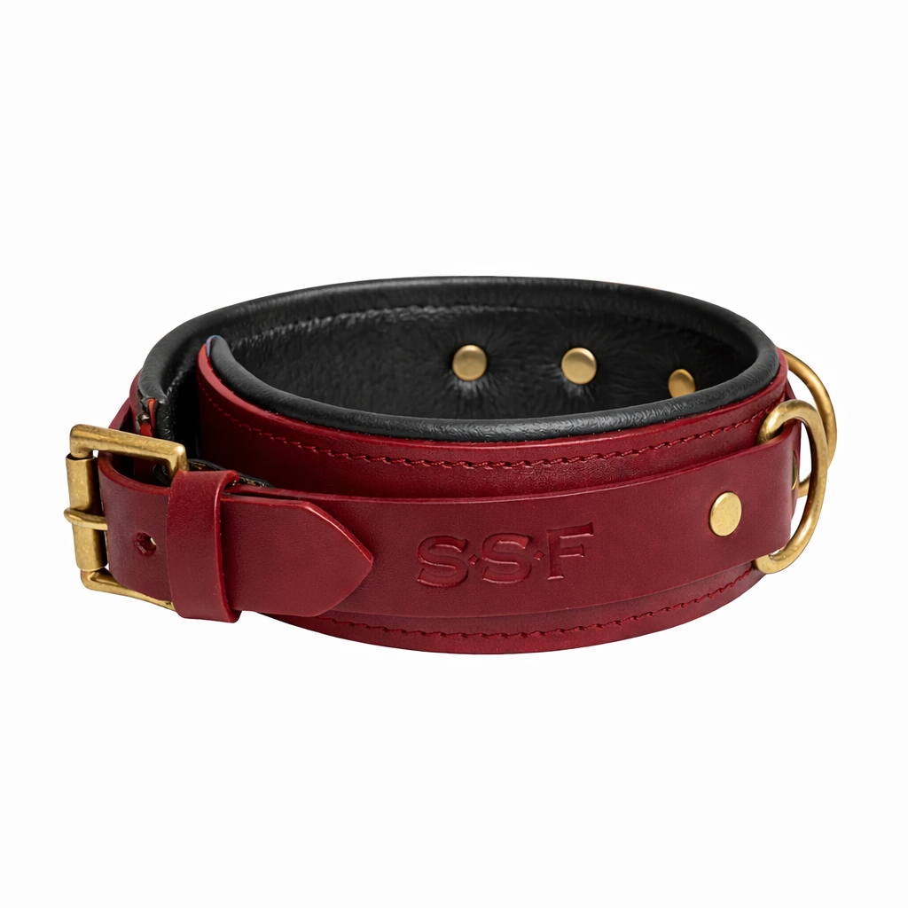 Custom Signature Collar